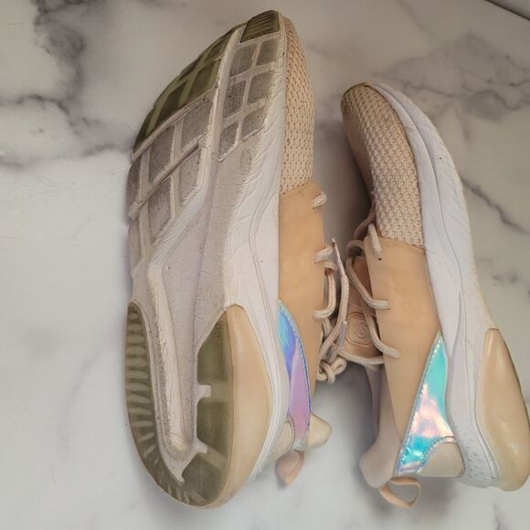 Size 5 Champion cushion fit pink peach pastel sneaker mesh sporty athletic - Picture 6 of 6